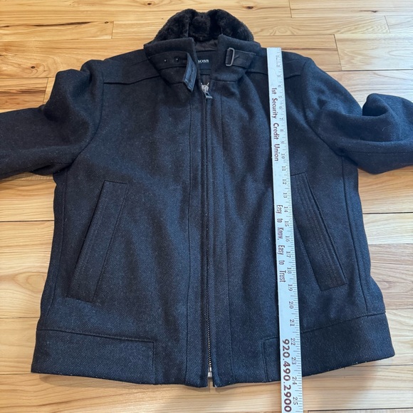 BOSS Hugo Boss Virgin Wool Full Zip Bomber Jacket with Faux Fur Collar - Picture 9 of 9